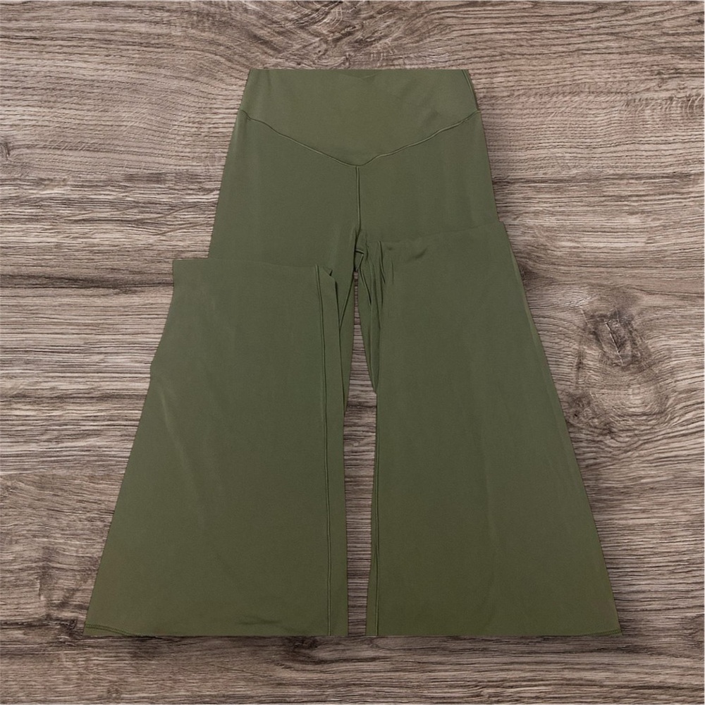 OFFLINE By Aerie Xtra High Waisted Flares